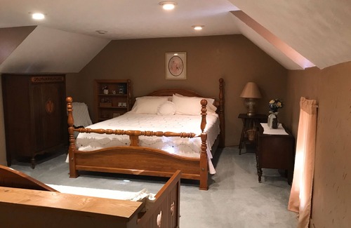 Covington Cabin | The Inn at Cliff View, Getaway to the Mountains of western Virginia