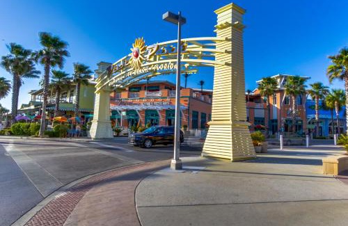Gulf Lagoon Beach Hotel | The Inn at St. Thomas Square #1303A