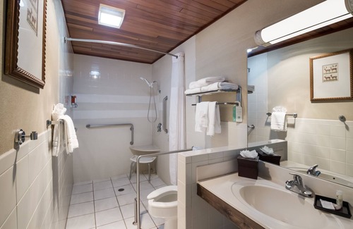 Gunnison Hotel | The Inn at Tomichi Village