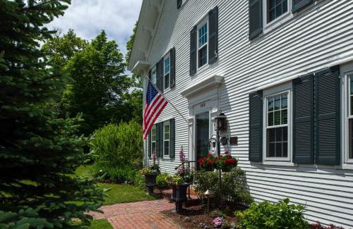 Yarmouth Port Bed & Breakfast | The Inn at Yarmouth Port
