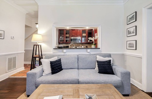 Beach Institute Condo | The James Leonard House with Pool!