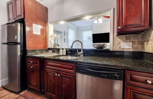 Beach Institute Condo | The James Leonard House with Pool!