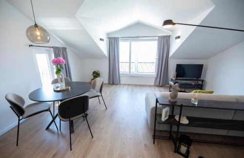 Vrpolje Apartment | The Jazz Makarska Apartment, Old town located,free parking