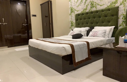 Nagpur Hotel | The JK Hotel - Opp Railway Station