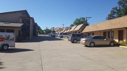 Show Low Hotel | The KC Motel Show Low