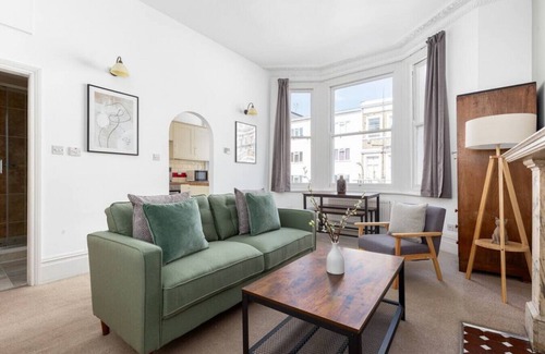 Addison Apartment | The Kensington Apartments