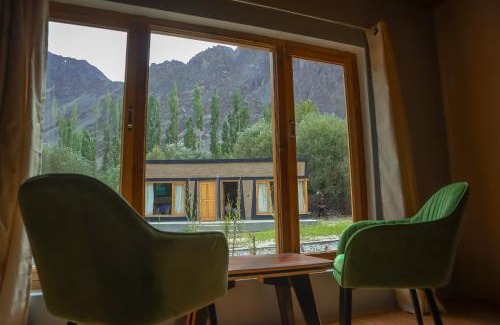 Hunder Hotel | The Khama