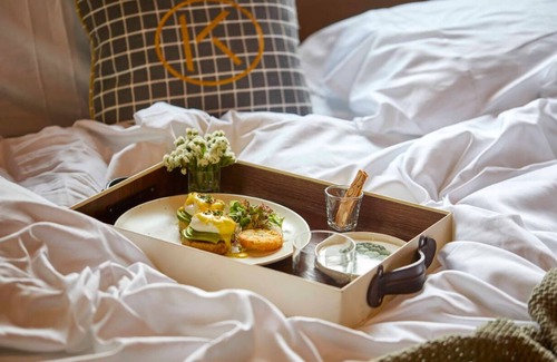 Dadar Hotel | The Kin Hotel