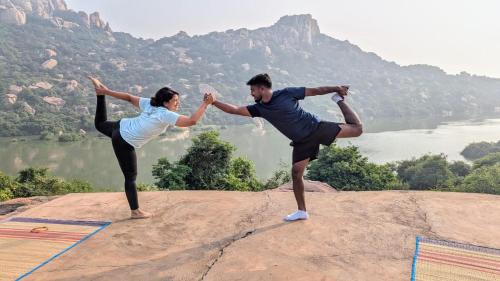 Kamalapur Resort | The King On The Rocks Resort Hampi