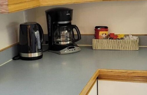 Sylvan Lake Cottage | *The LakeHouse* Character n' charm await one block from the beach.