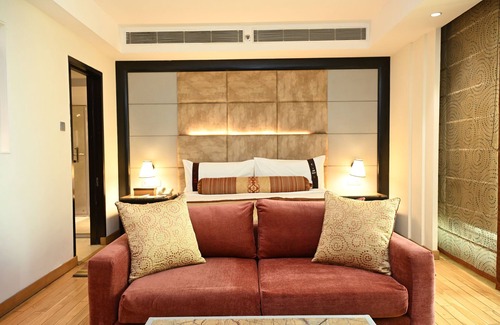 Barakhamba Hotel | The LaLiT New Delhi