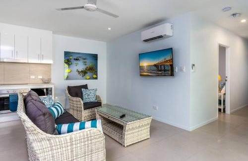 Palm Cove Villa | The Last Resort: A Two Pool Luxury Villa