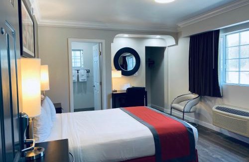 Silver Lake Hotel | The Lexmar - Dodger Stadium Hollywood
