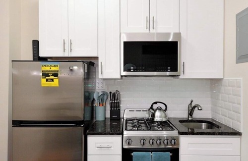Tudor City Apartment | The Lexy VI Vibe 8634