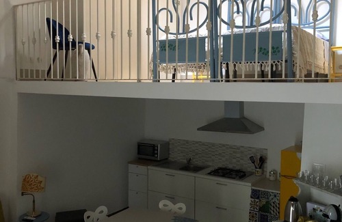 Ragusa Cottage | The little house with the balcony, typical dammuso in the heart of Ragusa Ibla