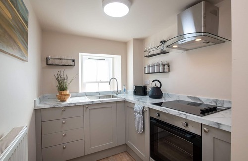 Rhoscolyn Apartment | The Little Nest : Charming 2-Bed Hideaway by Sea in Rhoscolyn | Managed by Anglesey Holiday Lettings
