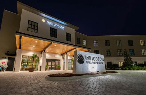 Seagrove Beach Hotel | The Lodge 30A