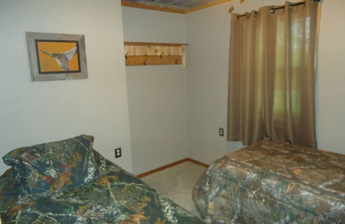 Carrollton Cabin | The Lodge at 5J Hunts