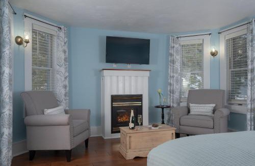 Greenville Hotel | The Lodge at Moosehead Lake