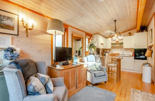 Hurstpierpoint House | The Lodge