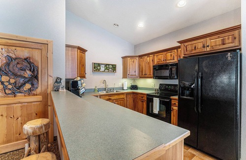 Petoskey Cabin | The Lodge | Private Heated Indoor Pool and Hot Tub