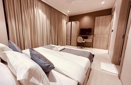 DLF Phase 1 Apartment | The Lodgers 2 BHK Serviced Apartment Near Artemis Hospital Sector 57 Gurgaon - Nearest Metro Station Sector 54 Chowk