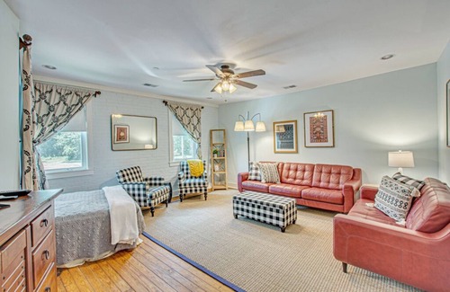 Summerville Historic District Apartment | The Loft located in Downtown Summerville
