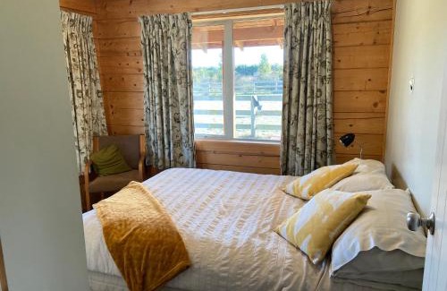 Swannanoa Apartment | The Log Cottage