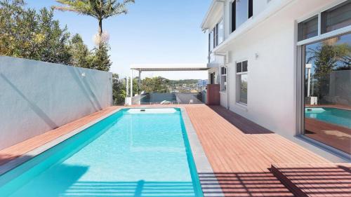 Coffs Harbour House | The Lookout Lounge - Pet Friendly, Pool, Great Views!