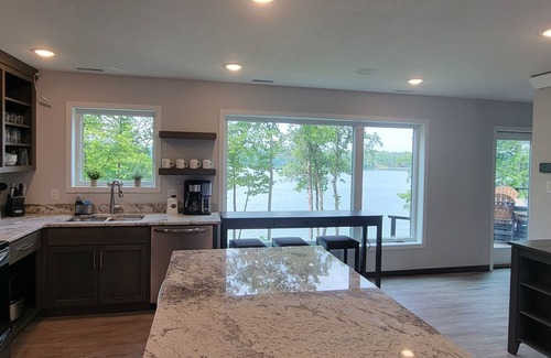 Nevis House | The Lookout on Lake Belle Taine - Sleeps 16 - On ATV Trails