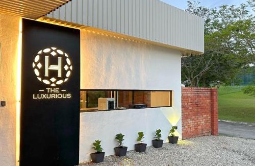 Alor Gajah Villa | The Luxurious 1256, A Famosa Melaka