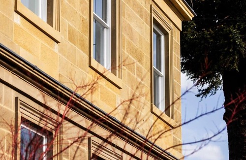 Hobart Central Business District Apartment | The Macquarie Summary