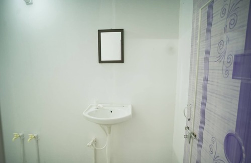 Naini Hotel | The Mahakumbh Vatika