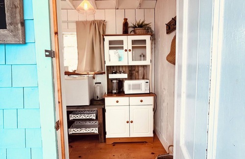 Chester Basin Cottage | The Mermaid Bunkie. A cosy space in the heart of the South Shore.