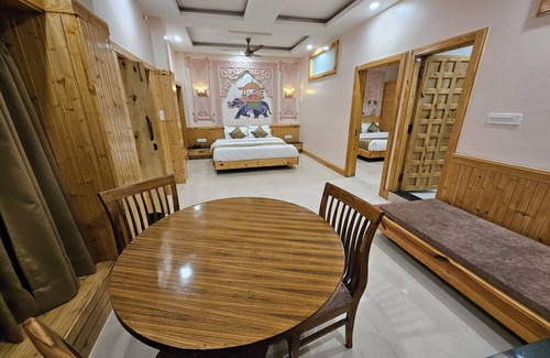 Shivpuri Hotel | The Mewar Palace and Resort