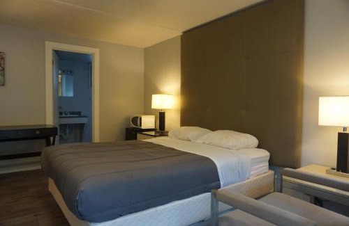 Boston Bar Hotel | The Mighty Fraser Motel