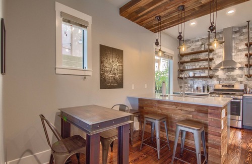 Downtown San Antonio Apartment | The Monty #1-Luxury stay near the Riverwalk, walkable to many local hot spots!