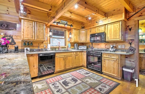 Dandridge Cabin | The Moose Cove Hideaway on Douglas Lake