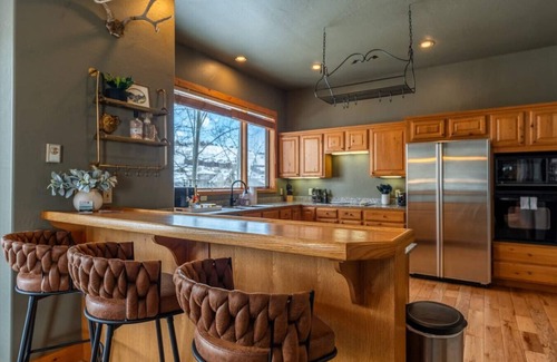 Crested Butte House | The Mount Crested Butte Snowmass Chalet