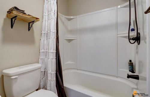 Rabbit Creek Apartment | The Mountain Top Escape w/Scenic Views & Trails