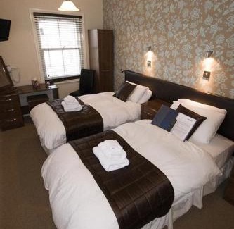 Eastbourne Seafront Bed & Breakfast | The Mowbray