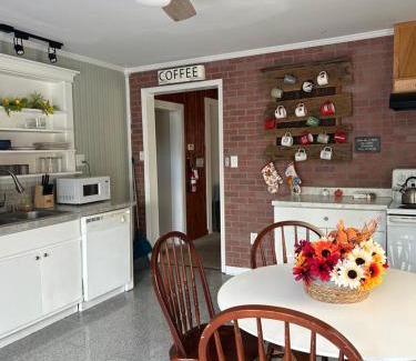 White Mills House | The Nest on Main