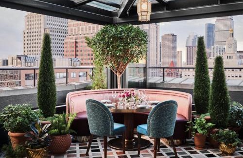 Back Bay East Hotel | The Newbury Boston