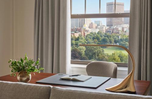Back Bay East Hotel | The Newbury Boston