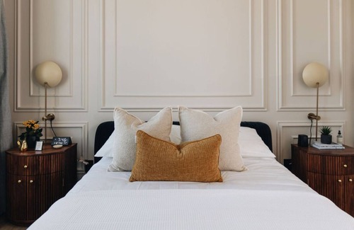 Prospect Hotel | The Nook at The Purple Martin is a two bedroom one bath unit in Norton Commons