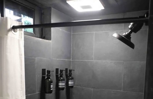 Joelton Cabin | The Nordic Villa Hideaway with Hot Tub + Sauna!