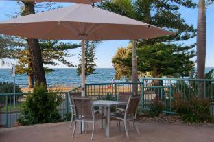 Moffat Beach Resort | The Norfolks on Moffat Beach
