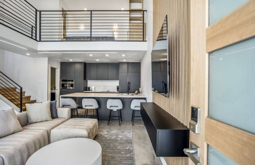 Greater East End Apartment | The O'Four Lofts Cabin, Unit C
