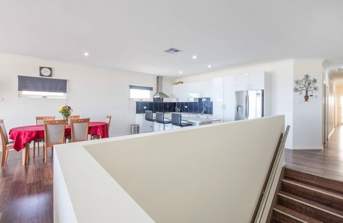 Normanville House | The Oasis. Very spacious and relaxing place to just chill or a base to explore the beautiful Fleurieu Peninsula.