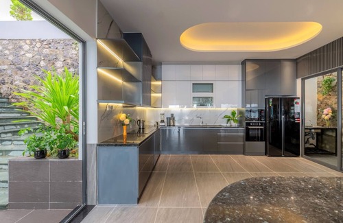 Nha Trang Villa | The Ocean Front Villa Nha Trang Abogo